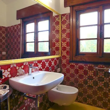 Relais Rantegosa - *